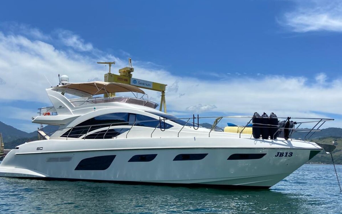 Intermarine 60 Fly